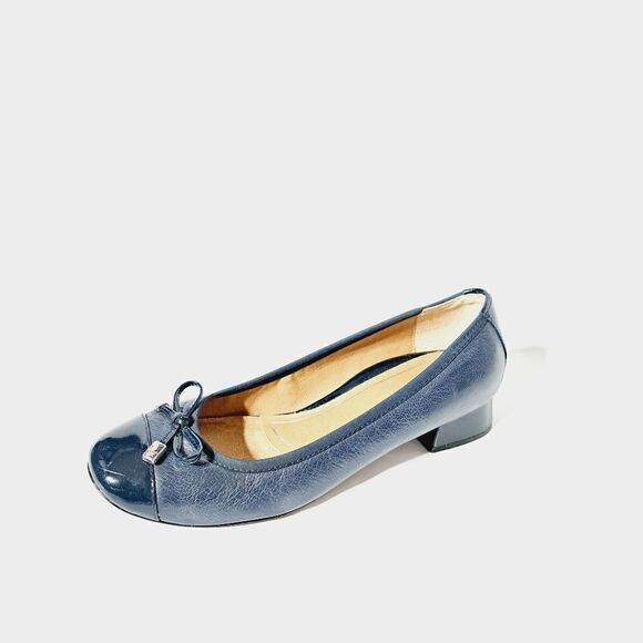 Vionic    - Picture 7 of 7